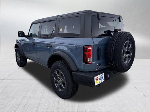 Azure Gray Metallic Tri-Coat 2025 Ford Bronco Big Bend