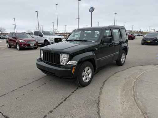 Natural Green Pearl 2012 Jeep Liberty Sport