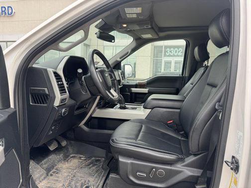 White Platinum Metallic Tri-Coat 2018 Ford F-150 Lariat