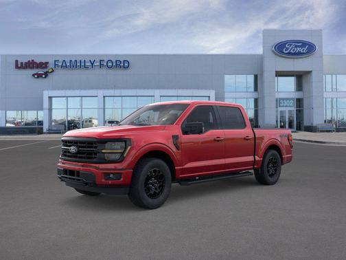 Ruby Red Metallic Tinted Clearcoat 2026 Ford F-150 XLT