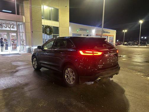 2020 Ford Edge Titanium