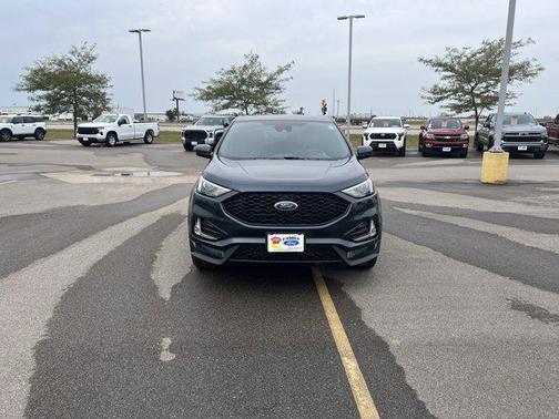 2022 Ford Edge ST Line