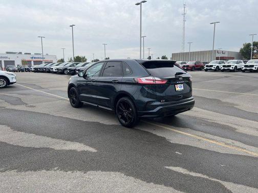 2022 Ford Edge ST Line