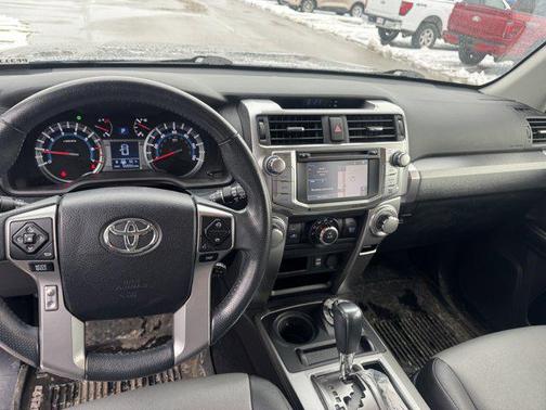 Midnight Black Metallic 2018 Toyota 4Runner SR5 Premium