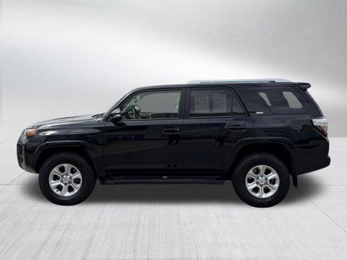 Midnight Black Metallic 2018 Toyota 4Runner SR5 Premium
