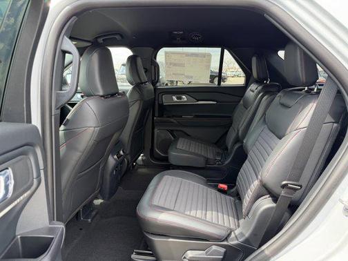 Space White Metallic 2026 Ford Explorer ST-Line