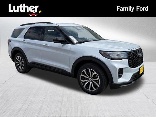 Space White Metallic 2026 Ford Explorer ST-Line