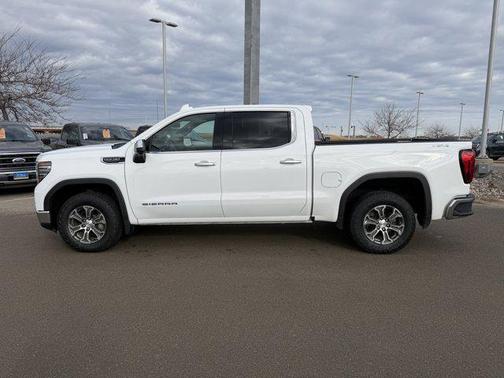 2025 GMC Sierra 1500 SLT
