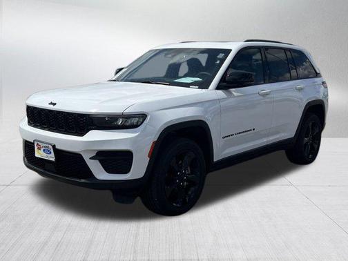 2024 Jeep Grand Cherokee Altitude