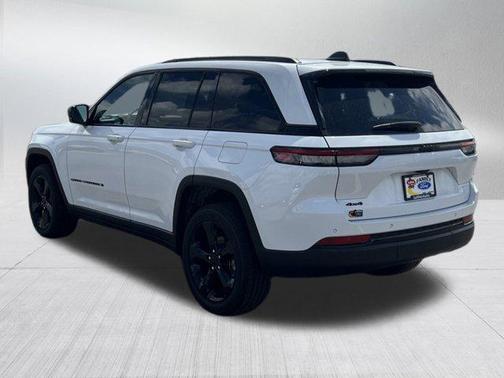 2024 Jeep Grand Cherokee Altitude