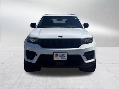 2024 Jeep Grand Cherokee Altitude