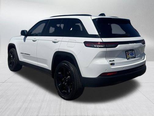 2024 Jeep Grand Cherokee Altitude