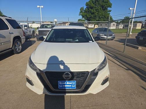 Pearl White Tricoat 2020 Nissan Altima SR Intelligent AWD
