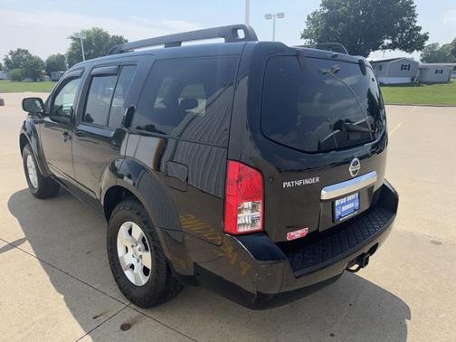 2010 Nissan Pathfinder S