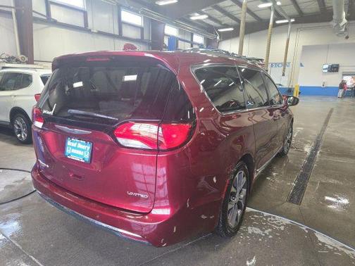2017 Chrysler Pacifica Limited