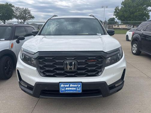 Platinum White 2025 Honda Passport AWD TrailSport