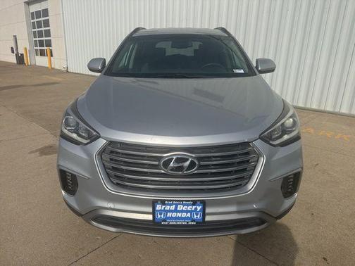 Circuit Silver 2017 Hyundai SANTA FE SE