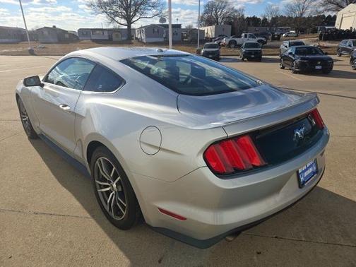 2016 Ford Mustang EcoBoost Premium