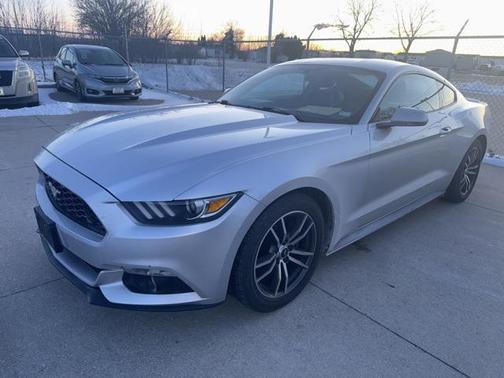 2016 Ford Mustang EcoBoost Premium