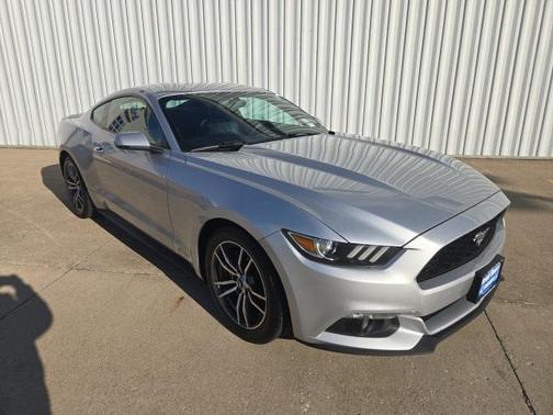 2016 Ford Mustang EcoBoost Premium
