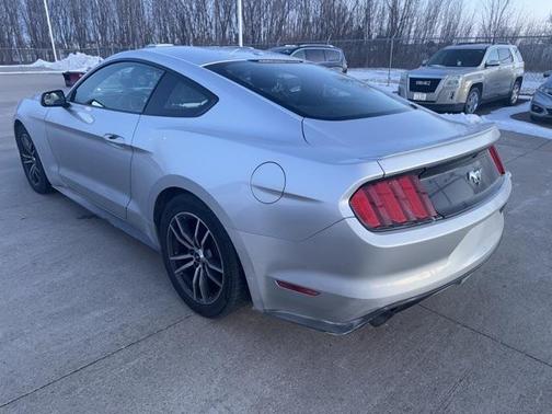 2016 Ford Mustang EcoBoost Premium