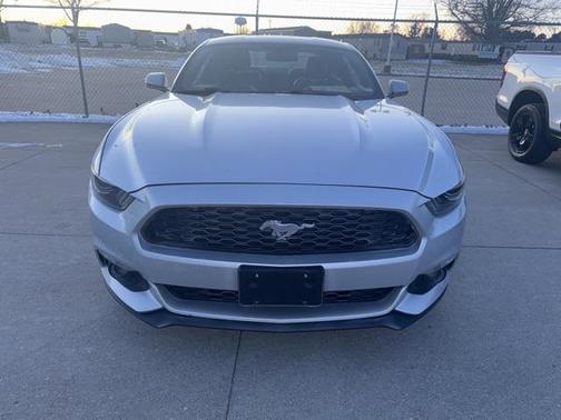 2016 Ford Mustang EcoBoost Premium