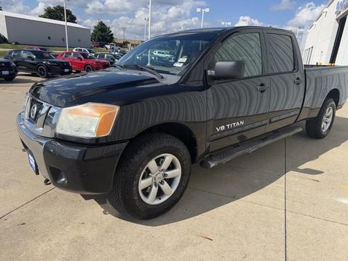 2010 Nissan Titan SE
