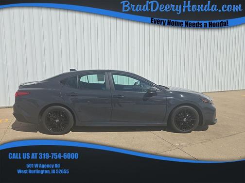 Underground 2026 Toyota Camry SE