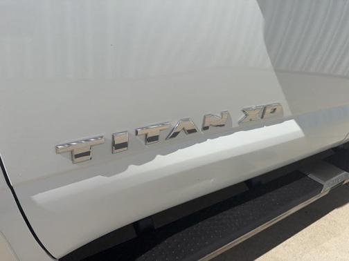 2016 Nissan Titan XD Platinum Reserve