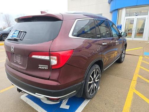 2019 Honda Pilot Touring 8-Passenger