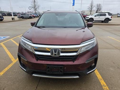 2019 Honda Pilot Touring 8-Passenger