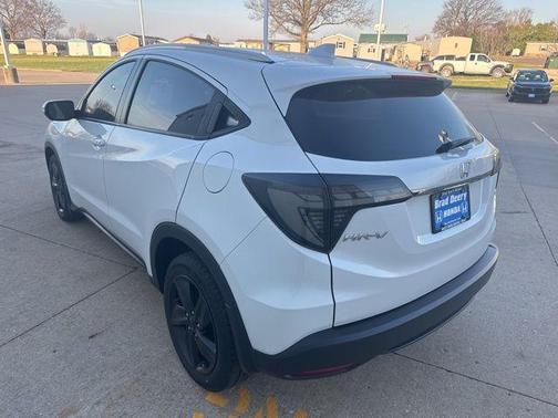 Platinum White Pearl 2021 Honda HR-V EX