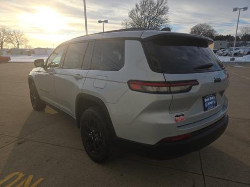 2024 Jeep Grand Cherokee L Altitude