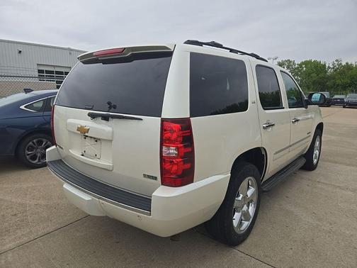 White Diamond Clearcoat 2012 Chevrolet Tahoe LTZ