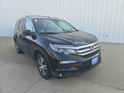 Modern Steel Metallic 2016 Honda Pilot EX-L