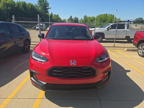 Milano Red 2027 Honda HR-V Sport