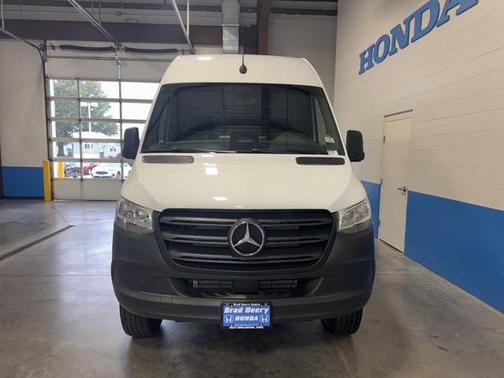 2025 Mercedes-Benz Sprinter 2500 High Roof