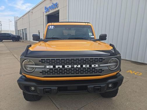 Orange Metallic 2022 Ford Bronco Badlands