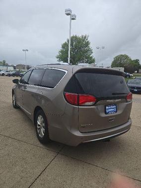 Molten Silver 2018 Chrysler Pacifica Touring-L