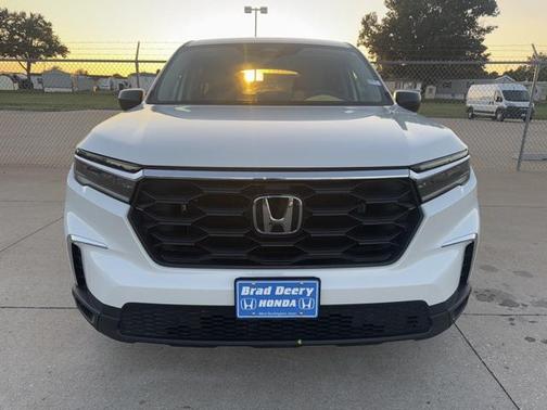 2023 Honda Pilot AWD LX