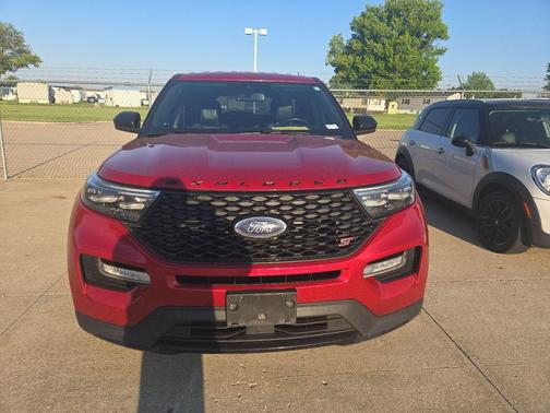 Rapid Red Metallic Tinted Clearcoat 2022 Ford Explorer ST