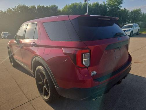 Rapid Red Metallic Tinted Clearcoat 2022 Ford Explorer ST