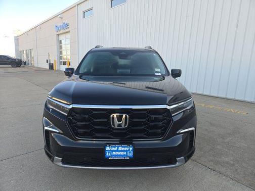 2024 Honda Pilot Touring 8-Passenger