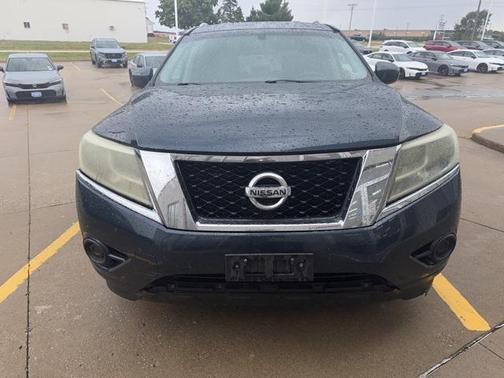 2013 Nissan Pathfinder SV