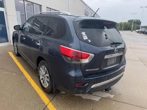 2013 Nissan Pathfinder SV