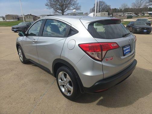 Alabaster Silver Metallic 2016 Honda HR-V LX