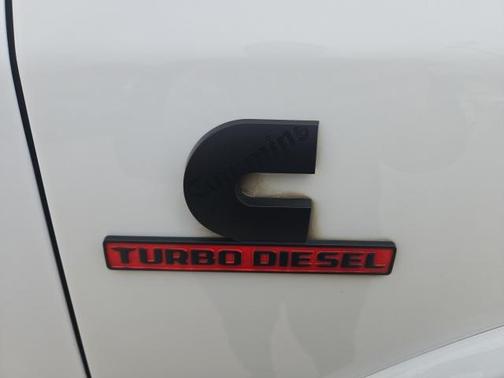 2022 RAM 2500 Limited Mega Cab 4x4 6'4' Box