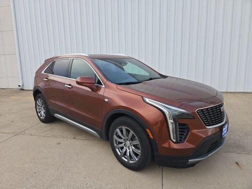 2020 Cadillac XT4 Premium Luxury