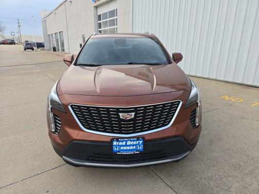 2020 Cadillac XT4 Premium Luxury