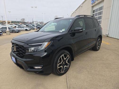 2023 Honda Passport AWD Elite